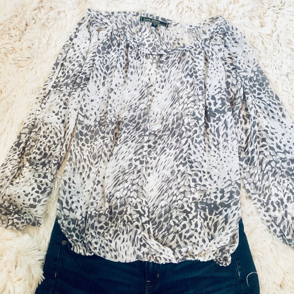 Small Love Stitch Top